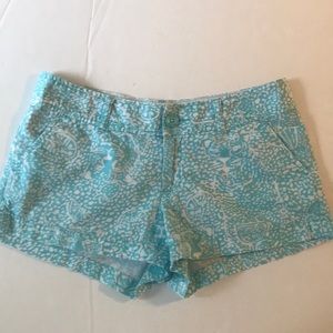Lilly Pulitzer Walsh short size 4 gently used